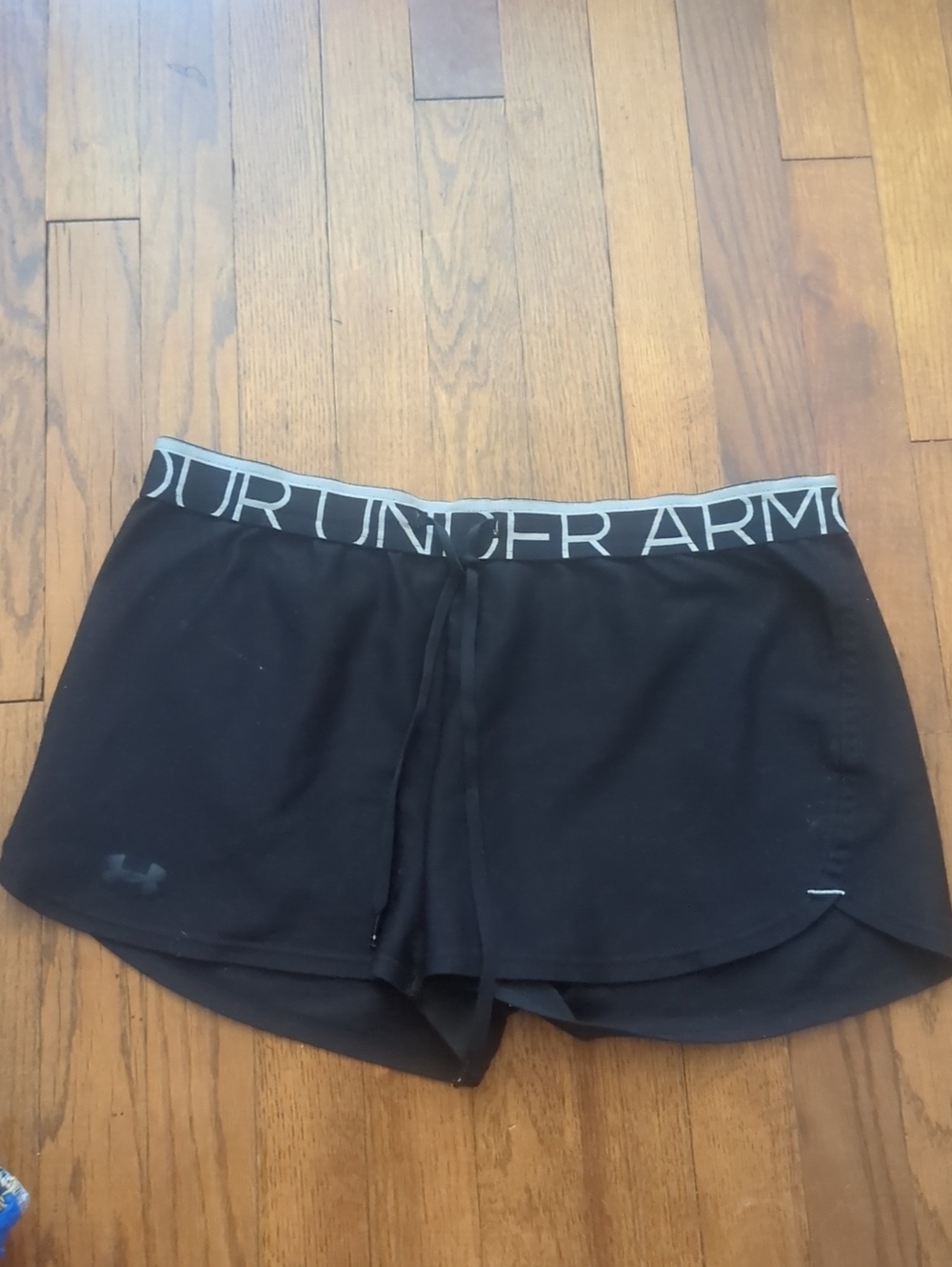 loose under armour shorts